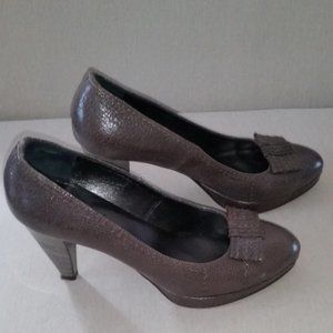 Laurel Italian leather bow heels/pumps